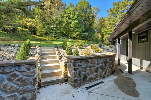 3362 Possum Run Road, Mansfield, OH 44903