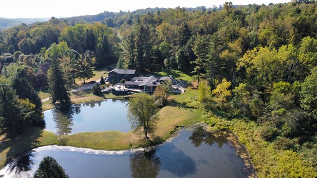 3362 Possum Run Road, Mansfield, OH 44903