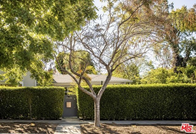 1704 Washington Avenue, Santa Monica, CA 90403