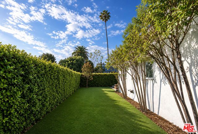 1704 Washington Avenue, Santa Monica, CA 90403
