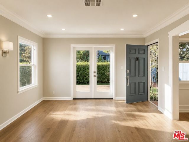 1704 Washington Avenue, Santa Monica, CA 90403