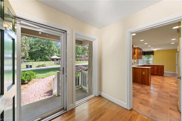 453 Plymouth Avenue, Winston-salem, NC 27104