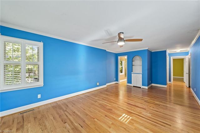 453 Plymouth Avenue, Winston-salem, NC 27104
