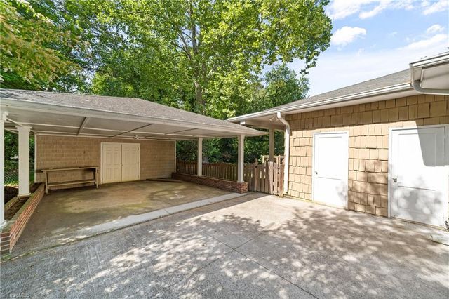 453 Plymouth Avenue, Winston-salem, NC 27104