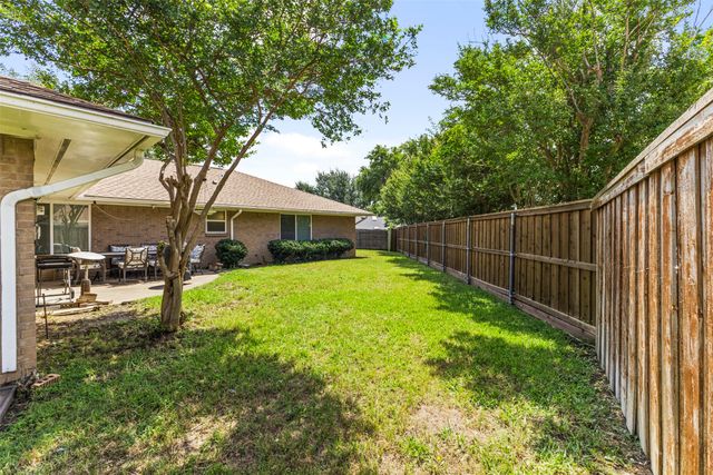 2713 Clearmeadow Court, Bedford, TX 76021