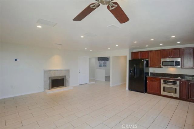 3803 Piedmont, Highland, CA 92346