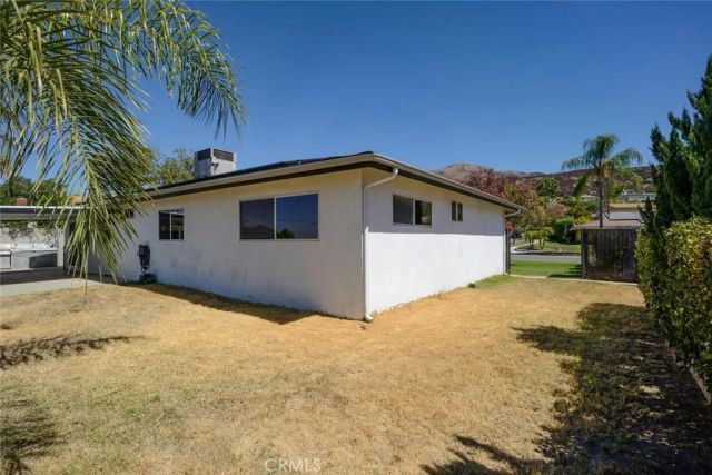 3803 Piedmont, Highland, CA 92346