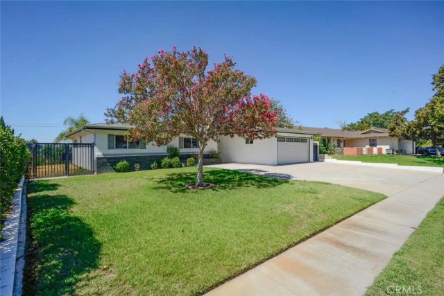 3803 Piedmont, Highland, CA 92346