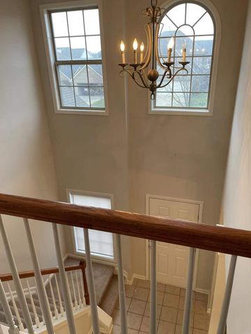 740 Rosslyns Dale, Lexington, KY 40514