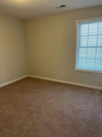 740 Rosslyns Dale, Lexington, KY 40514