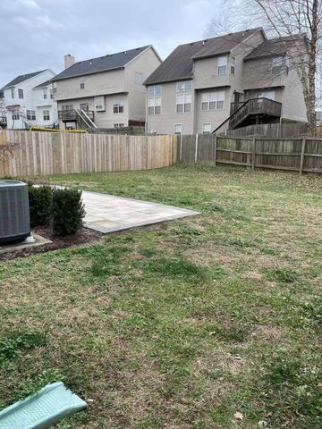 740 Rosslyns Dale, Lexington, KY 40514