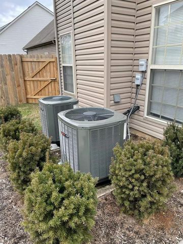 740 Rosslyns Dale, Lexington, KY 40514