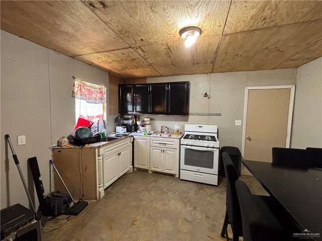 129 Matamoros Avenue, Mercedes, TX 78570