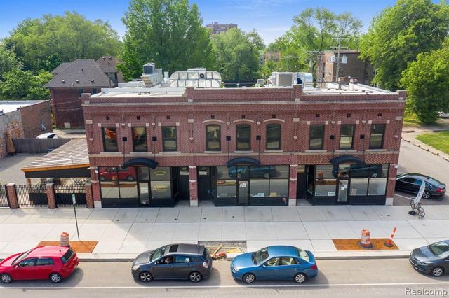2460 Seyburn Street, Detroit, MI 48214