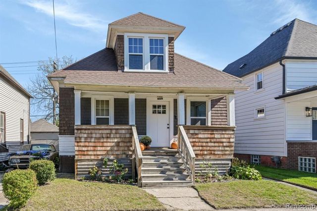 2460 Seyburn Street, Detroit, MI 48214