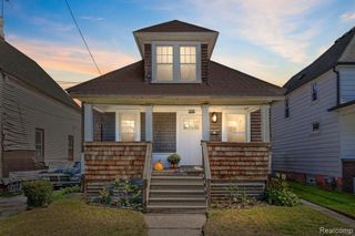 2460 Seyburn Street, Detroit, MI 48214