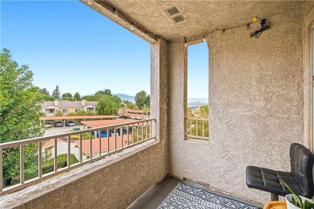 2380 Del Mar Way 305, Corona, CA 92882
