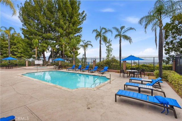 2380 Del Mar Way 305, Corona, CA 92882
