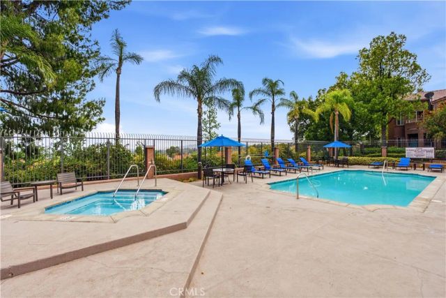 2380 Del Mar Way 305, Corona, CA 92882