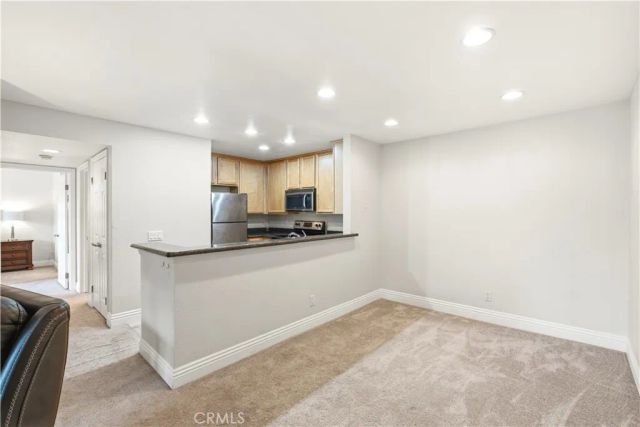 2380 Del Mar Way 305, Corona, CA 92882