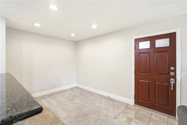 2380 Del Mar Way 305, Corona, CA 92882