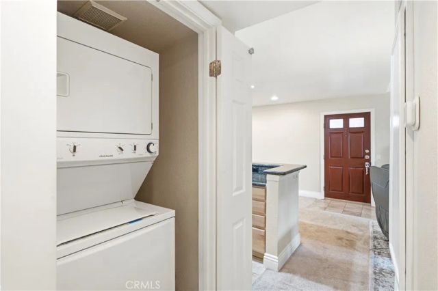 2380 Del Mar Way 305, Corona, CA 92882