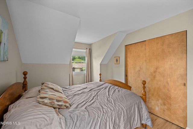 2115 Thornapple Drive, Toledo, OH 43614