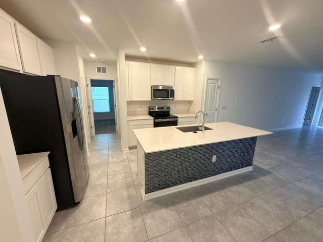 207 AQUA AVENUE, Davenport, FL 33837