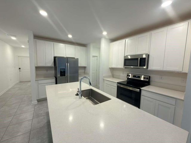 207 AQUA AVENUE, Davenport, FL 33837