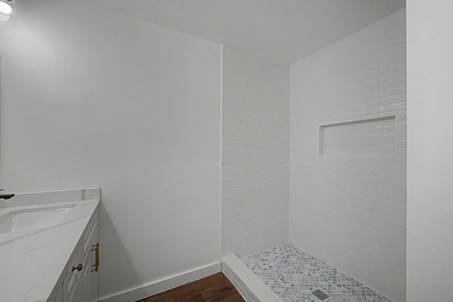 107 Garwood Dr, Nashville, TN 37210