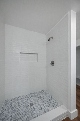 107 Garwood Dr, Nashville, TN 37210