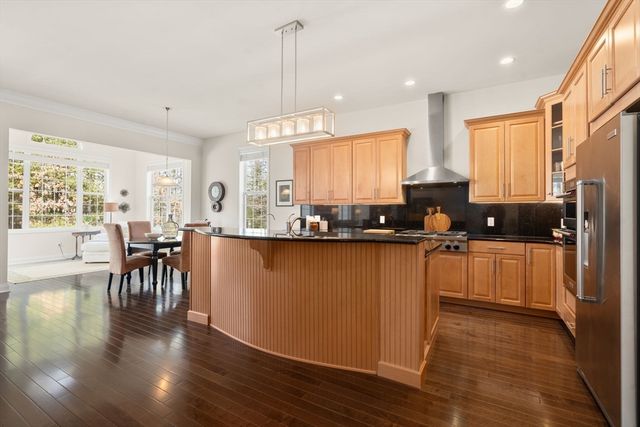 40 Ridgewood Dr 40, Stow, MA 01775