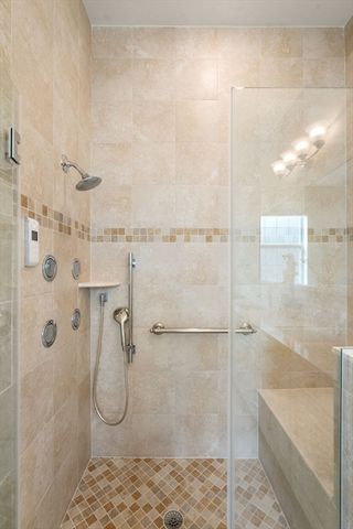 40 Ridgewood Dr 40, Stow, MA 01775