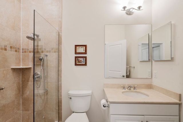 40 Ridgewood Dr 40, Stow, MA 01775