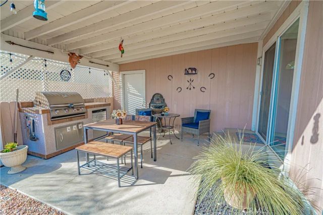 20164 Crestview Dr., Canyon Country, CA 91351