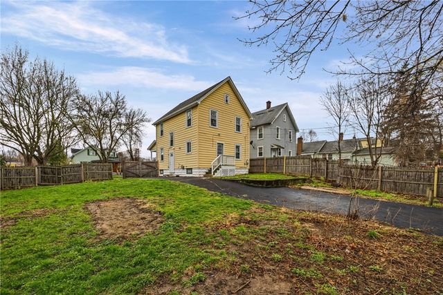 682 Frost Avenue, Rochester, NY 14611