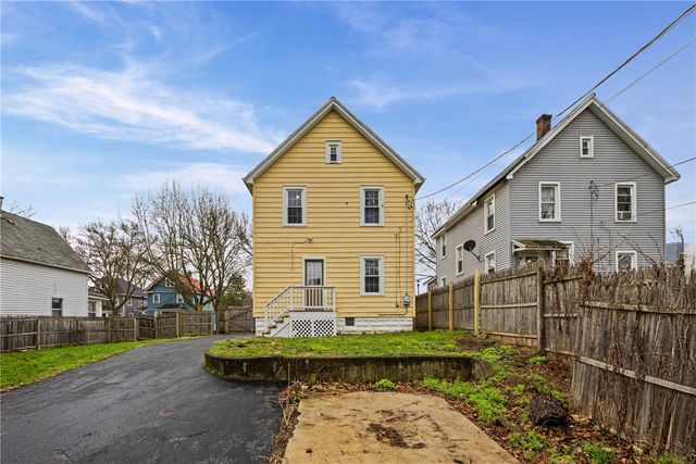 682 Frost Avenue, Rochester, NY 14611