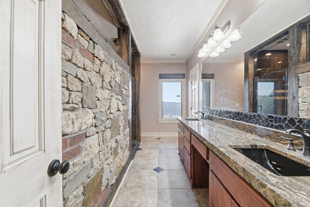 14751 S 4220 Road, Claremore, OK 74017
