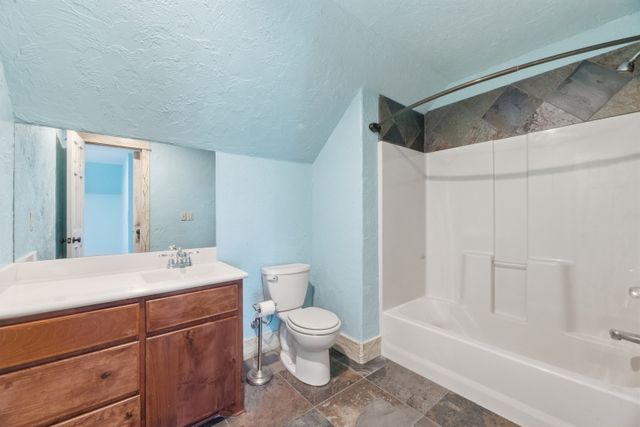 14751 S 4220 Road, Claremore, OK 74017