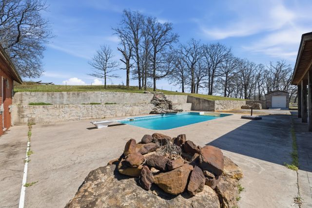 14751 S 4220 Road, Claremore, OK 74017