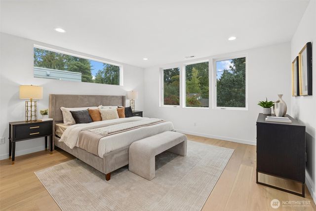 12011 36th Avenue NE, Seattle, WA 98125