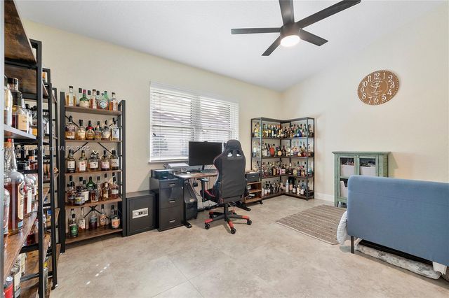 8931 NW 55th Pl 0, Coral Springs, FL 33067