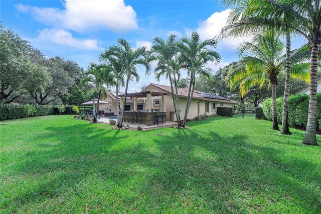 8931 NW 55th Pl 0, Coral Springs, FL 33067