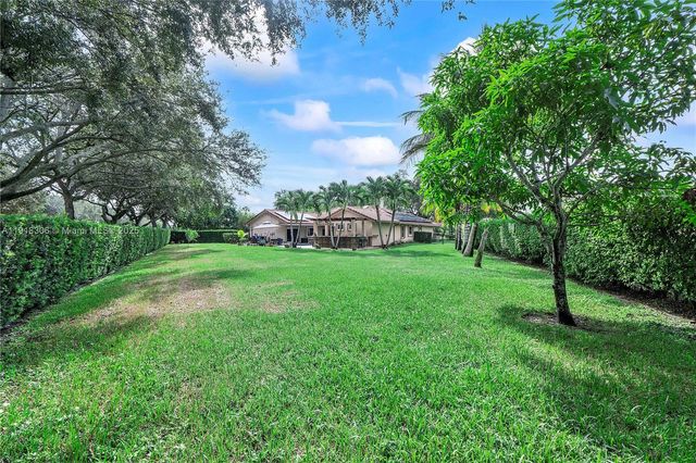 8931 NW 55th Pl 0, Coral Springs, FL 33067