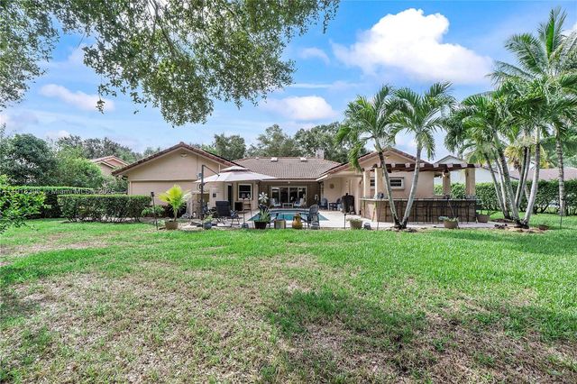 8931 NW 55th Pl 0, Coral Springs, FL 33067