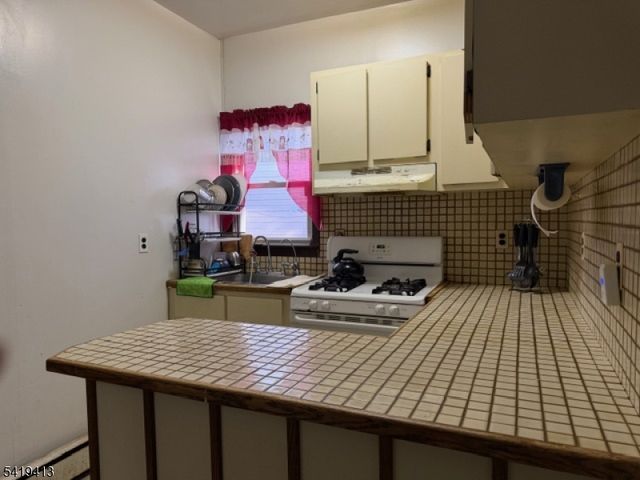 500 E 18Th St 502, Paterson City, NJ 07514