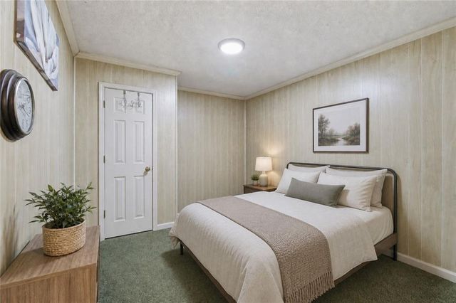 103 Defoor Loop, Calhoun, GA 30701