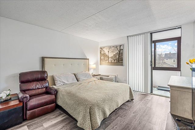 800 Willis Avenue 115, Albertson, NY 11507