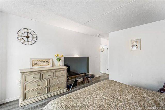 800 Willis Avenue 115, Albertson, NY 11507