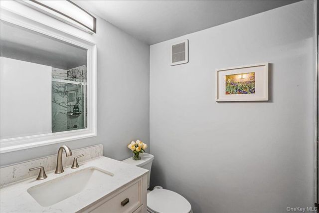 800 Willis Avenue 115, Albertson, NY 11507